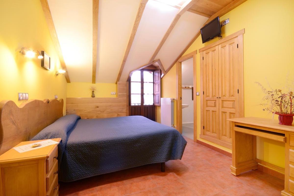 Posada Casa Rosalia 카스트로우르디알레스 외부 사진