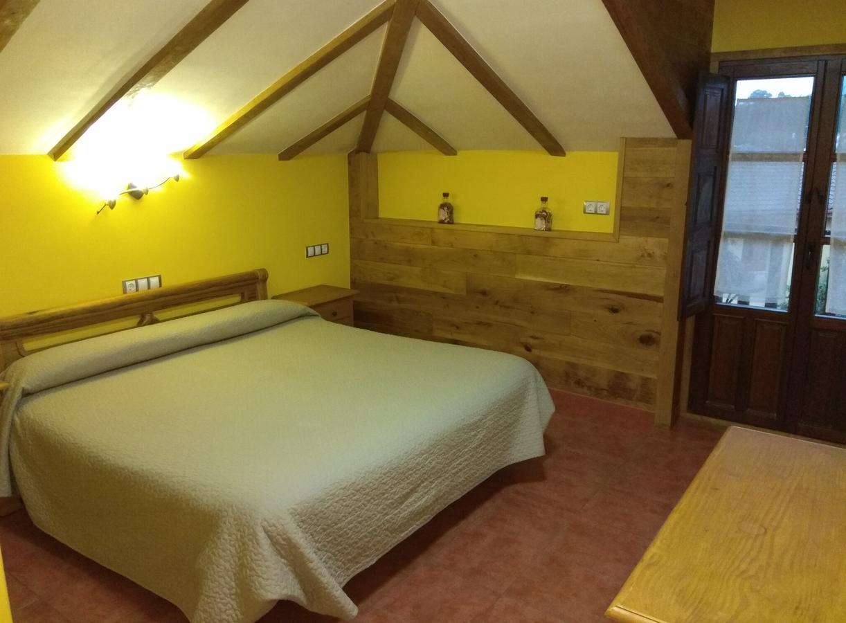 Posada Casa Rosalia 카스트로우르디알레스 외부 사진